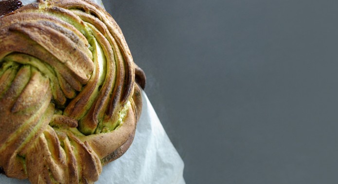 Twisted Matcha Bread_IMAGE_UNE